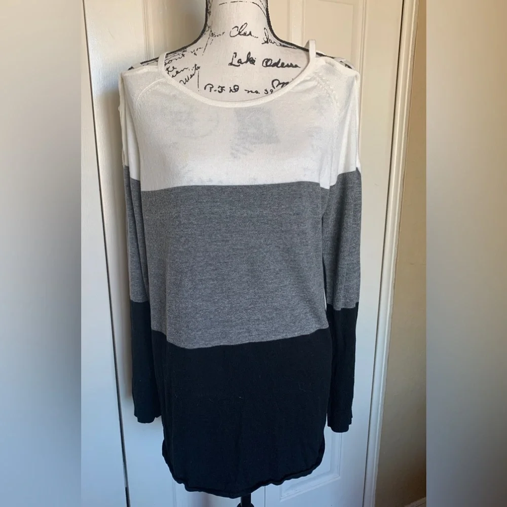 New York & Company Color Block Cold Shoulder Sweater